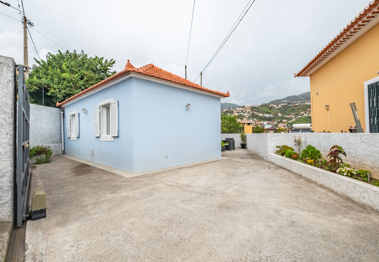 Casa em Funchal - The Blue House