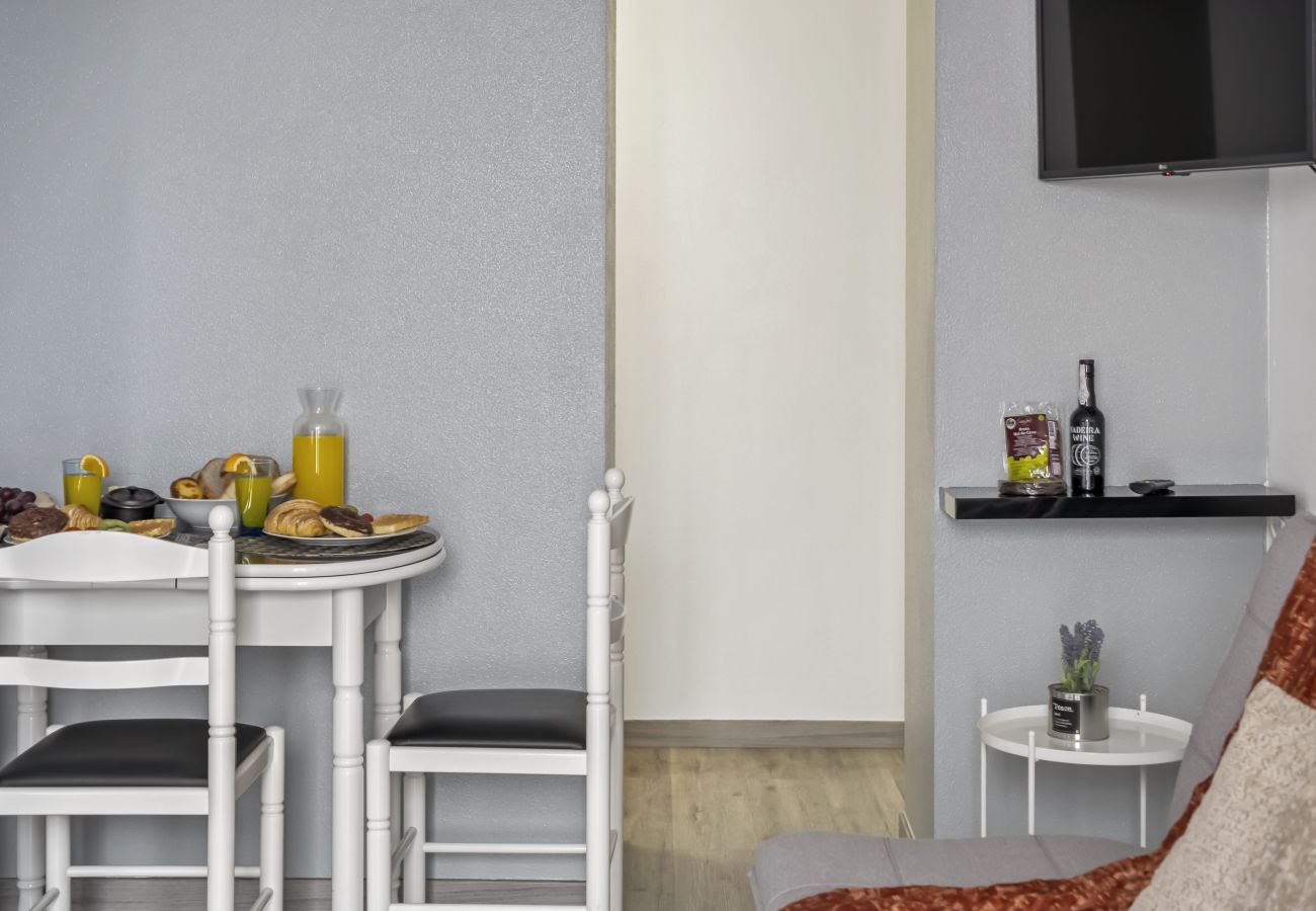 Apartamento em Câmara de Lobos - Seaside Charm II