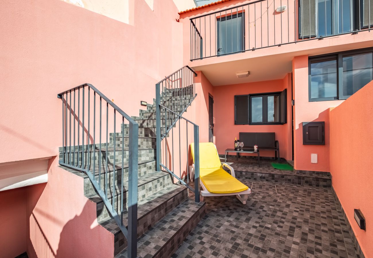 Apartment in Câmara de Lobos - Seaside Charm II