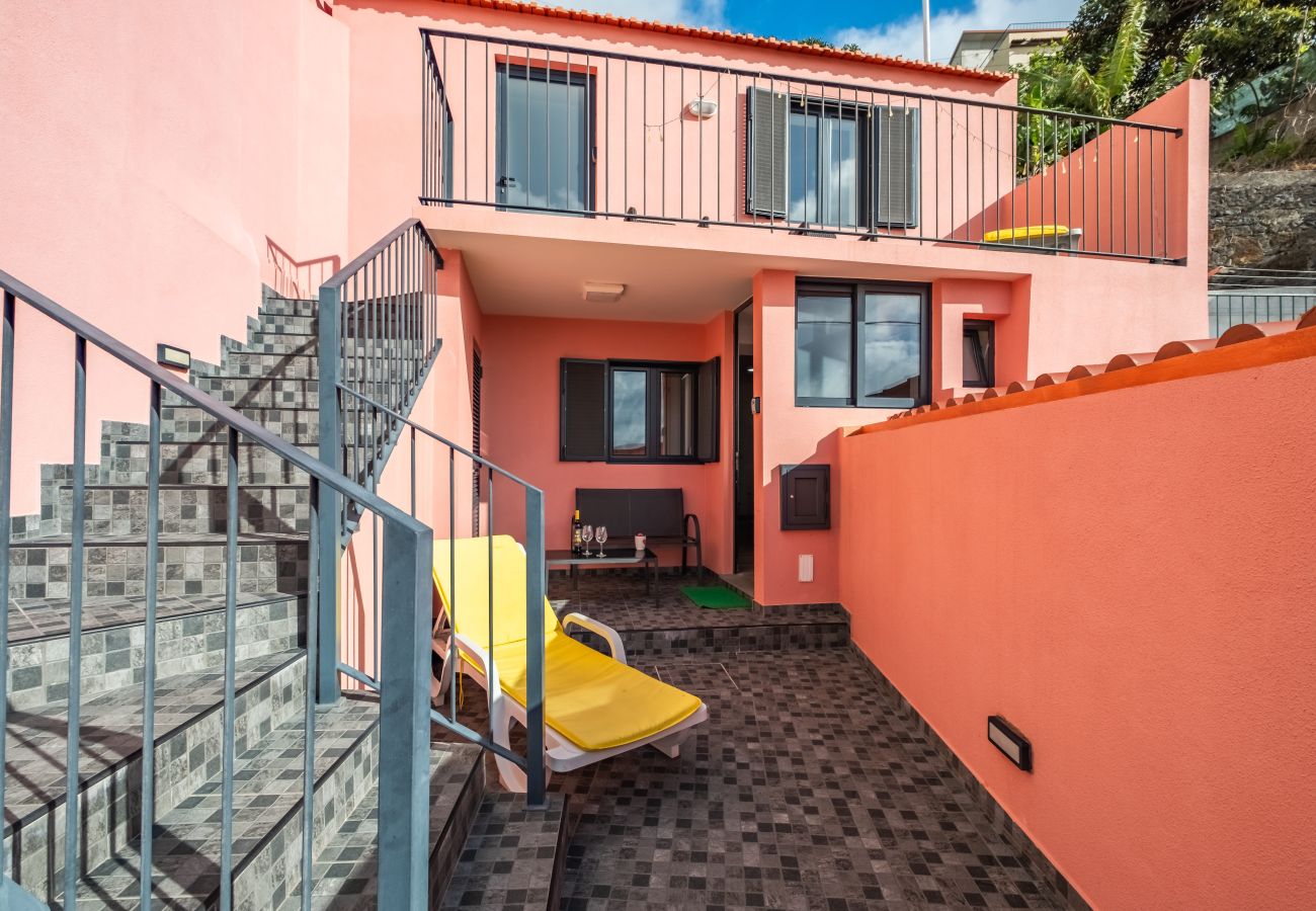 Apartment in Câmara de Lobos - Seaside Charm II