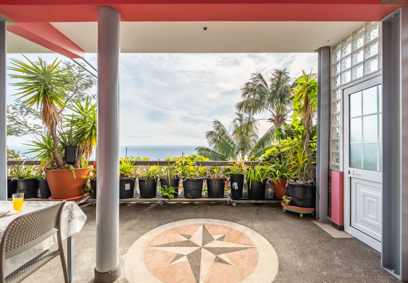 Apartment in Funchal - Botanical Bliss with Ocean Views